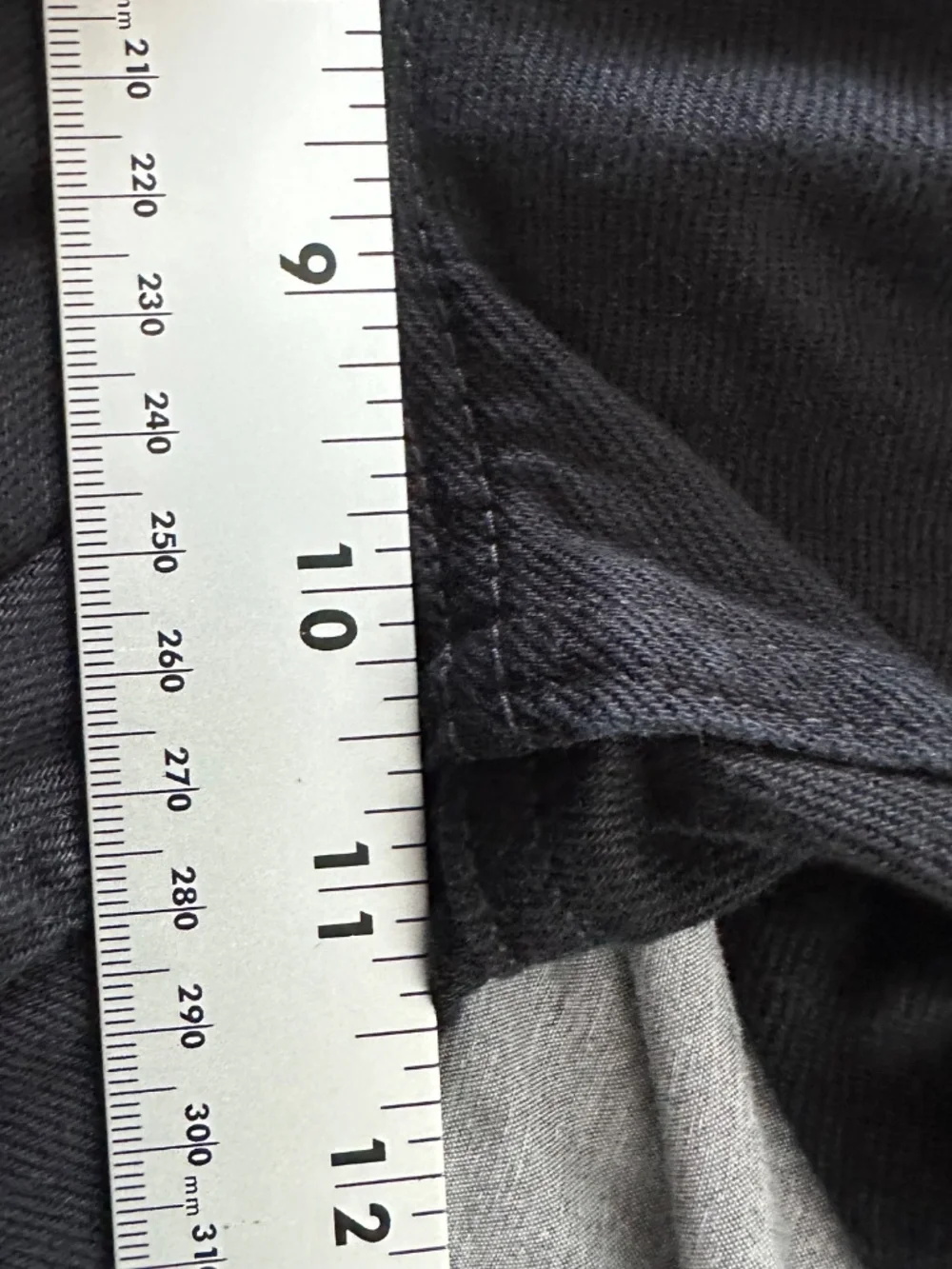 Abercrombie & Fitch Women’s Size 28 Mid Rise 90's Straight Jeans Extra Short Bla - Picture 6 of 8